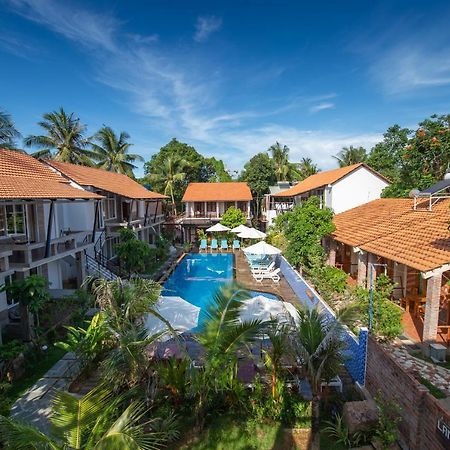 Waves Resort Дуонг-Донг Экстерьер фото