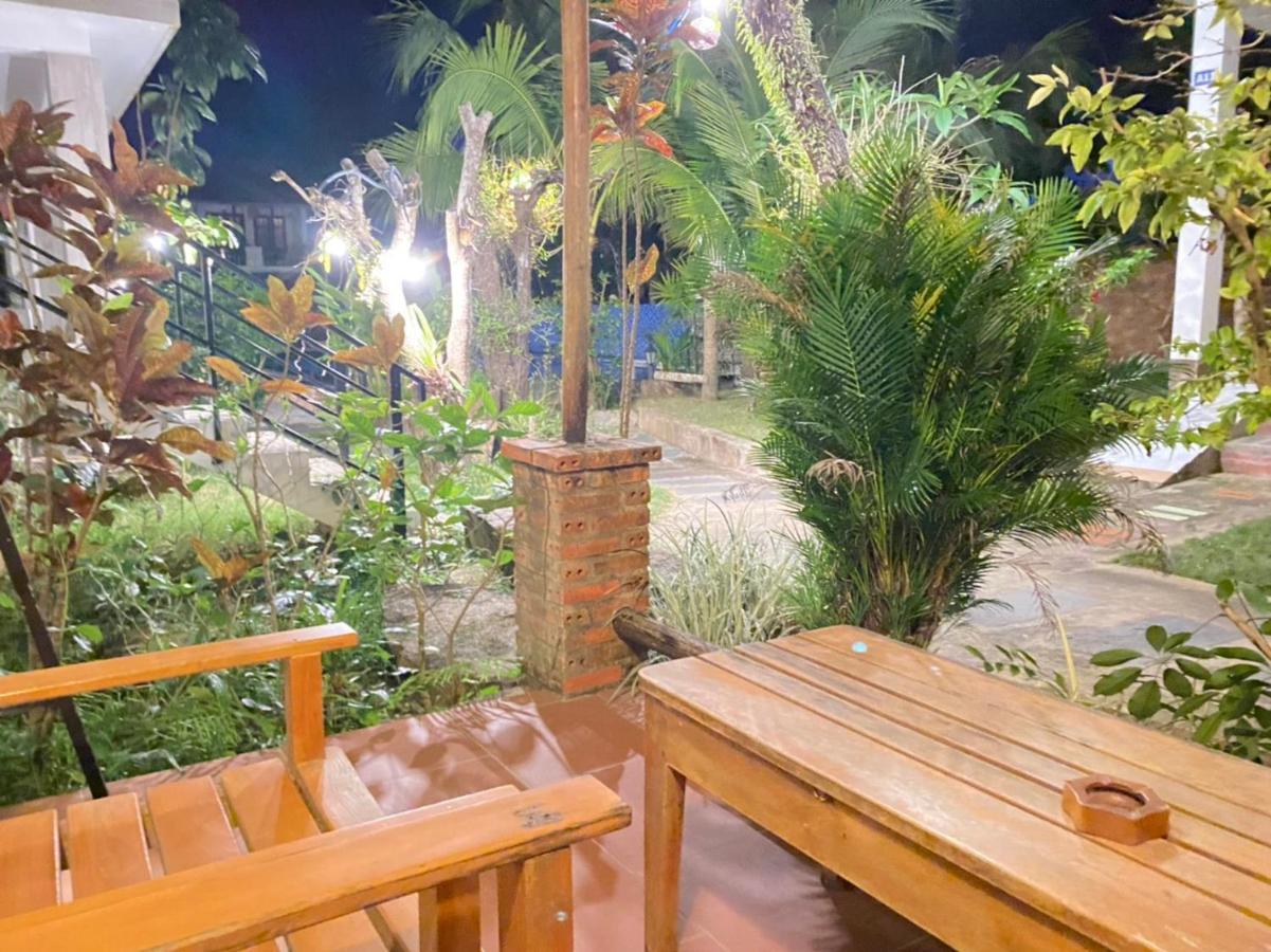 Waves Resort Дуонг-Донг Экстерьер фото