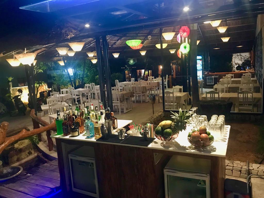 Waves Resort Дуонг-Донг Экстерьер фото