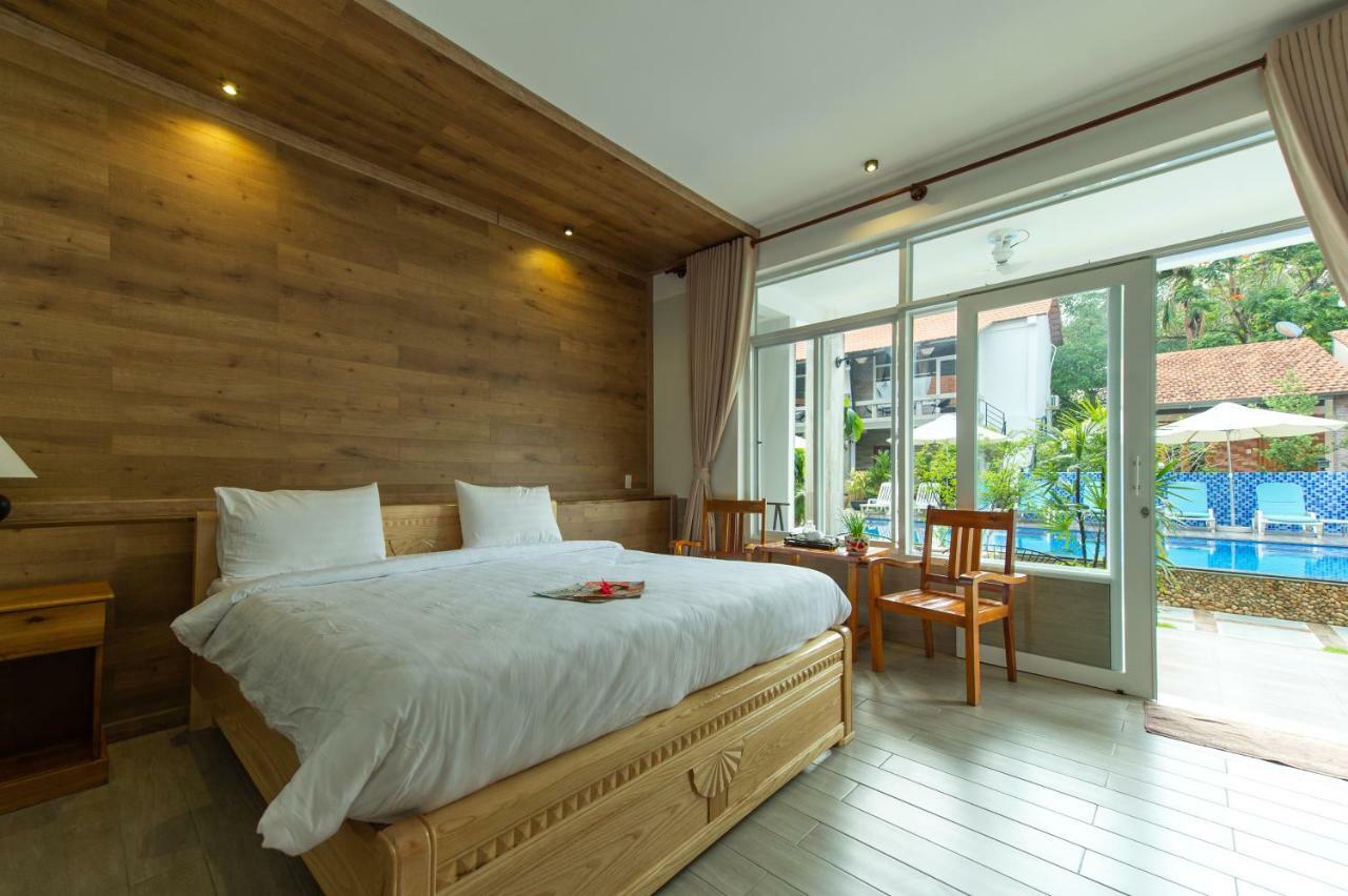 Waves Resort Дуонг-Донг Экстерьер фото