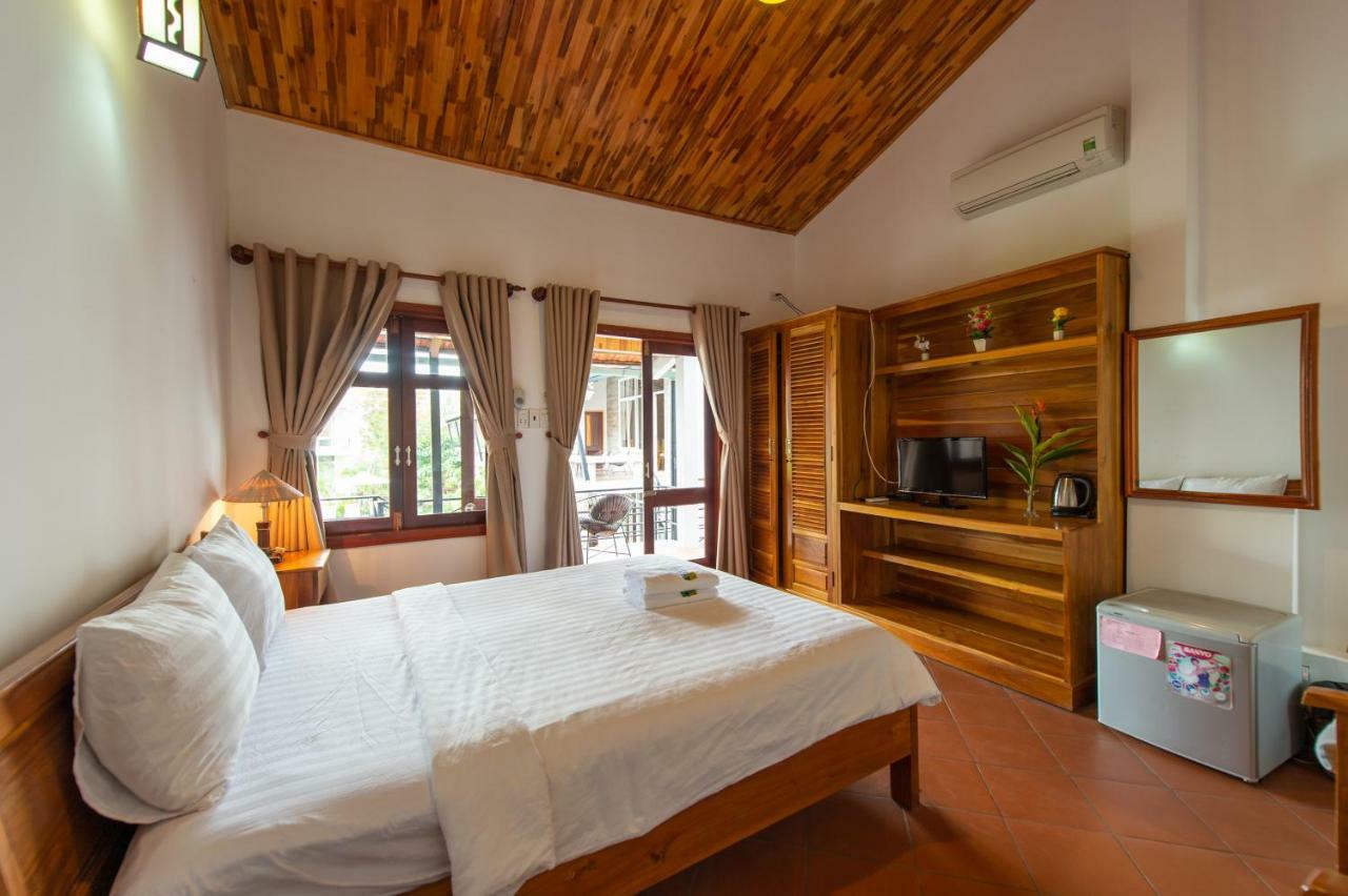 Waves Resort Дуонг-Донг Экстерьер фото