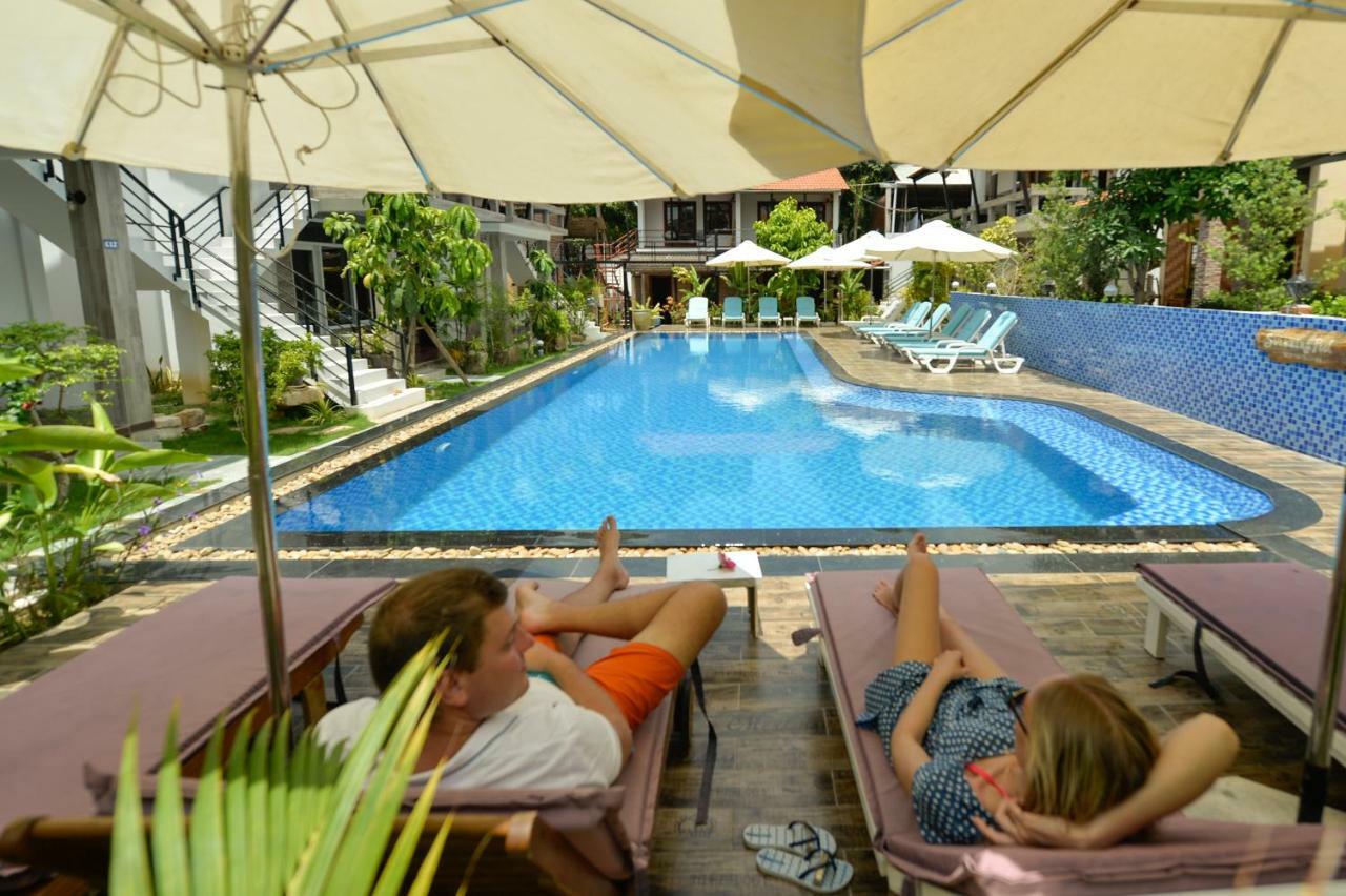 Waves Resort Дуонг-Донг Экстерьер фото
