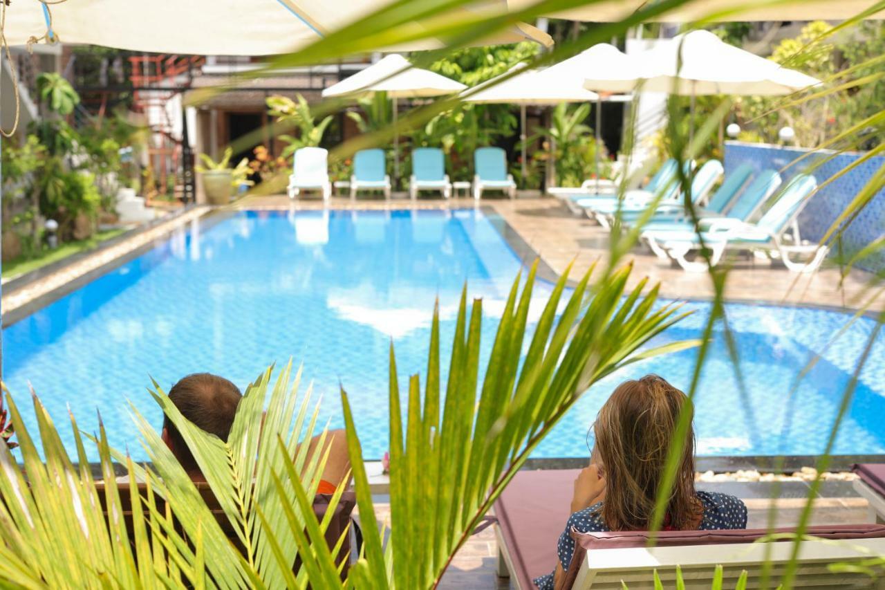 Waves Resort Дуонг-Донг Экстерьер фото